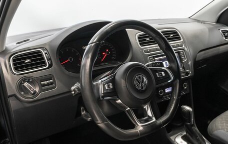 Volkswagen Polo VI (EU Market), 2019 год, 1 200 000 рублей, 5 фотография