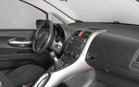 Toyota Auris II, 2009 год, 700 000 рублей, 7 фотография