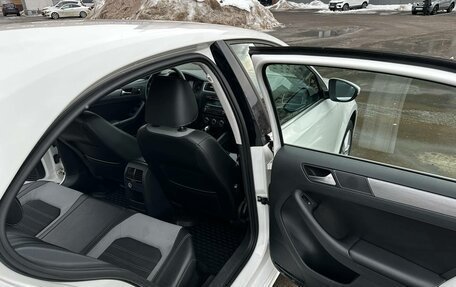 Volkswagen Jetta VI, 2012 год, 650 000 рублей, 8 фотография