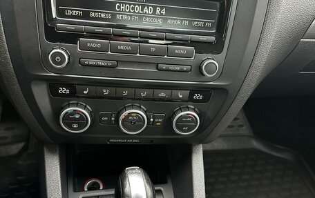 Volkswagen Jetta VI, 2012 год, 650 000 рублей, 11 фотография