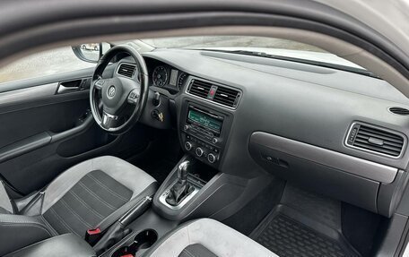 Volkswagen Jetta VI, 2012 год, 650 000 рублей, 19 фотография