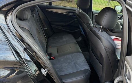 BMW 5 серия, 2019 год, 3 300 000 рублей, 14 фотография