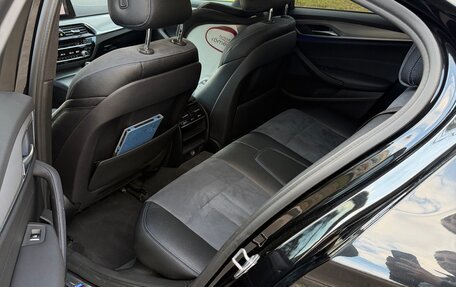 BMW 5 серия, 2019 год, 3 300 000 рублей, 17 фотография