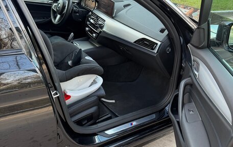 BMW 5 серия, 2019 год, 3 300 000 рублей, 16 фотография