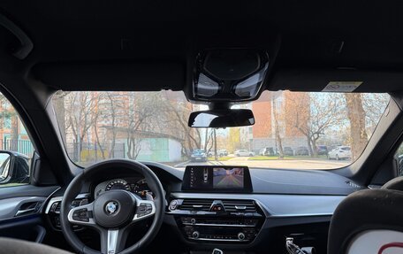 BMW 5 серия, 2019 год, 3 300 000 рублей, 26 фотография