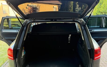 Volkswagen Touareg III, 2012 год, 2 300 000 рублей, 31 фотография