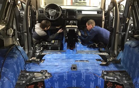 Volkswagen Touareg III, 2012 год, 2 300 000 рублей, 38 фотография