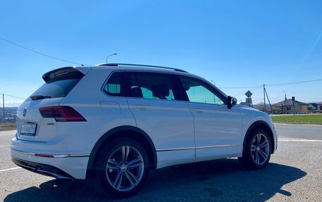 Volkswagen Tiguan II, 2018 год, 2 900 000 рублей, 4 фотография