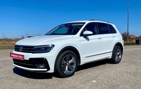 Volkswagen Tiguan II, 2018 год, 2 900 000 рублей, 2 фотография
