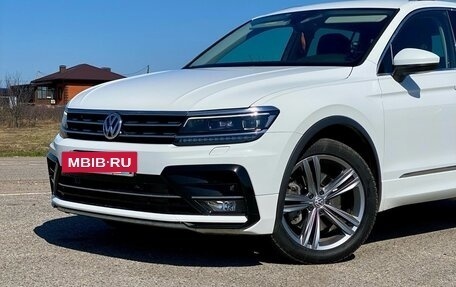 Volkswagen Tiguan II, 2018 год, 2 900 000 рублей, 14 фотография
