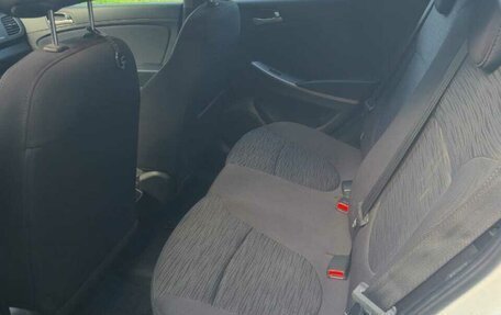 Hyundai Solaris II рестайлинг, 2016 год, 1 140 000 рублей, 13 фотография