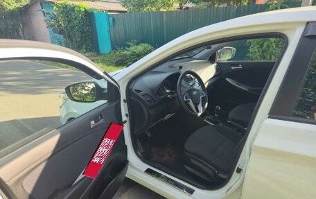 Hyundai Solaris II рестайлинг, 2016 год, 1 140 000 рублей, 6 фотография