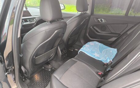 BMW 1 серия, 2019 год, 2 200 000 рублей, 14 фотография