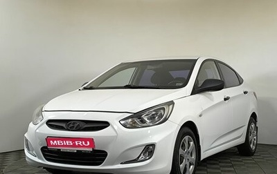 Hyundai Solaris II рестайлинг, 2013 год, 860 000 рублей, 1 фотография