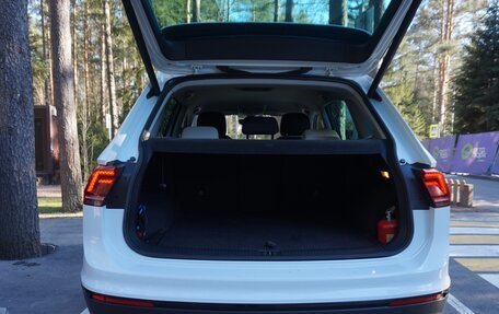 Volkswagen Tiguan II, 2018 год, 2 290 000 рублей, 10 фотография