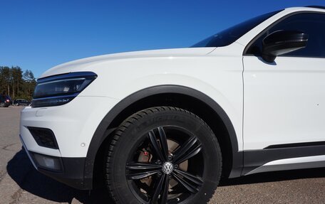 Volkswagen Tiguan II, 2018 год, 2 290 000 рублей, 12 фотография