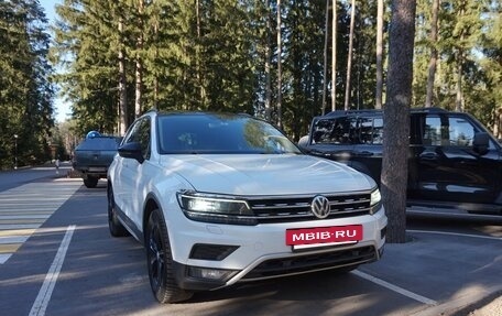 Volkswagen Tiguan II, 2018 год, 2 290 000 рублей, 21 фотография