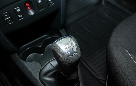 Renault Sandero II рестайлинг, 2016 год, 991 000 рублей, 12 фотография