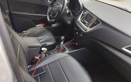 Hyundai Solaris II рестайлинг, 2019 год, 845 000 рублей, 15 фотография