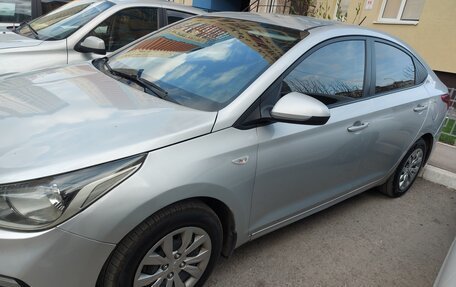 Hyundai Solaris II рестайлинг, 2019 год, 845 000 рублей, 10 фотография