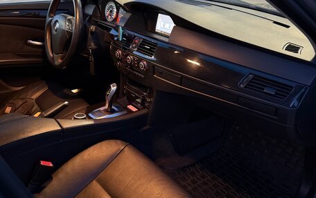 BMW 5 серия, 2008 год, 1 200 000 рублей, 15 фотография