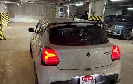 Suzuki Swift V, 2018 год, 1 500 000 рублей, 9 фотография