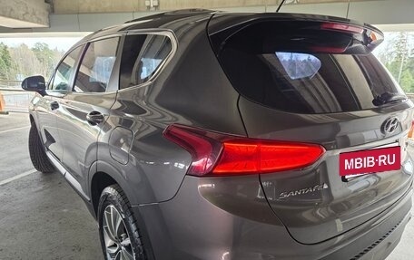 Hyundai Santa Fe IV, 2018 год, 2 600 000 рублей, 5 фотография