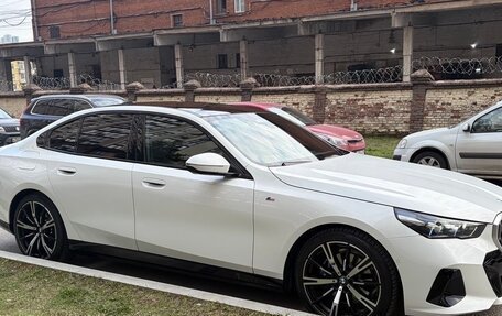 BMW 5 серия, 2024 год, 7 950 000 рублей, 3 фотография