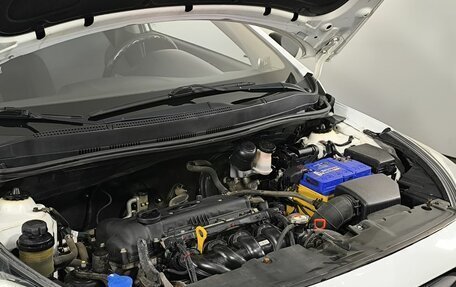 Hyundai Solaris II рестайлинг, 2013 год, 860 000 рублей, 15 фотография