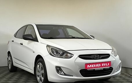 Hyundai Solaris II рестайлинг, 2013 год, 860 000 рублей, 3 фотография