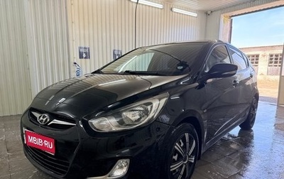 Hyundai Solaris II рестайлинг, 2011 год, 820 000 рублей, 1 фотография