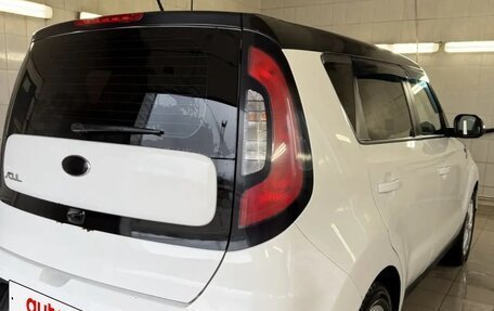 KIA Soul II рестайлинг, 2018 год, 1 450 000 рублей, 16 фотография