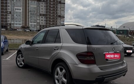 Mercedes-Benz M-Класс, 2005 год, 730 000 рублей, 3 фотография