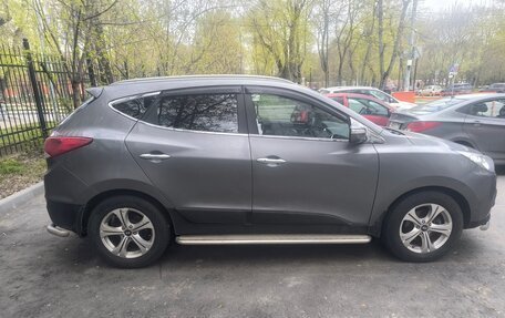 Hyundai ix35 I рестайлинг, 2011 год, 1 000 000 рублей, 4 фотография