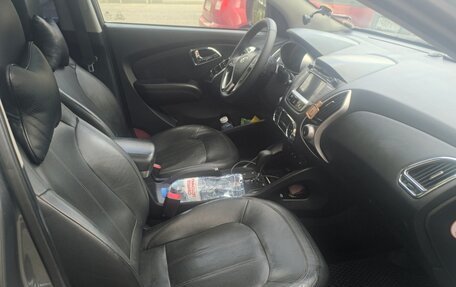 Hyundai ix35 I рестайлинг, 2011 год, 1 000 000 рублей, 8 фотография