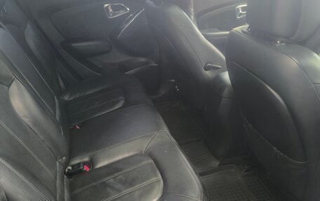 Hyundai ix35 I рестайлинг, 2011 год, 1 000 000 рублей, 11 фотография