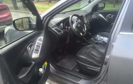 Hyundai ix35 I рестайлинг, 2011 год, 1 000 000 рублей, 14 фотография