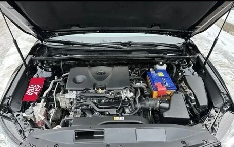 Toyota Camry, 2021 год, 1 790 000 рублей, 5 фотография