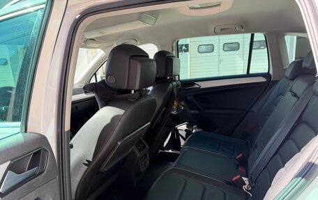 Volkswagen Tiguan II, 2018 год, 2 910 000 рублей, 11 фотография