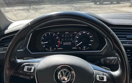 Volkswagen Tiguan II, 2018 год, 2 910 000 рублей, 12 фотография