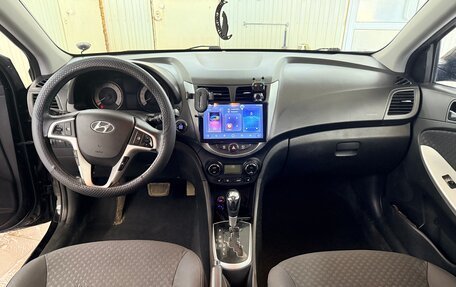 Hyundai Solaris II рестайлинг, 2011 год, 820 000 рублей, 8 фотография