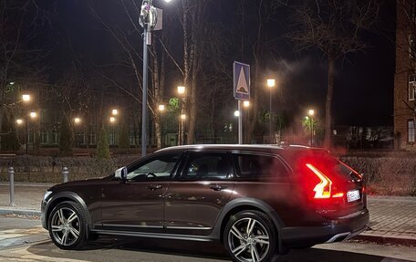 Volvo V90 Cross Country I рестайлинг, 2017 год, 2 800 000 рублей, 8 фотография