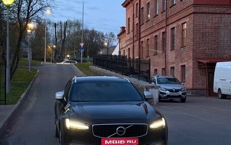 Volvo V90 Cross Country I рестайлинг, 2017 год, 2 800 000 рублей, 2 фотография