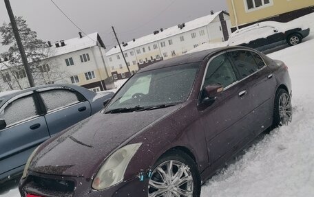 Nissan Skyline, 2002 год, 330 000 рублей, 1 фотография