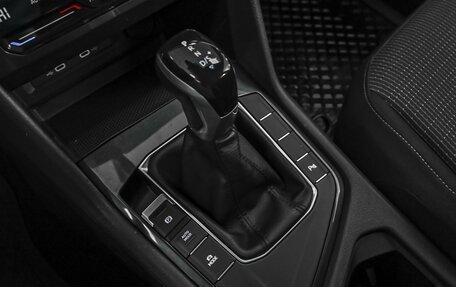 Volkswagen Tiguan II, 2021 год, 2 390 000 рублей, 12 фотография