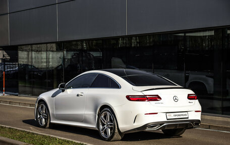 Mercedes-Benz E-Класс, 2019 год, 4 780 000 рублей, 8 фотография