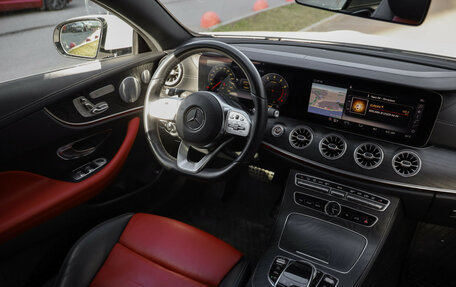 Mercedes-Benz E-Класс, 2019 год, 4 780 000 рублей, 11 фотография