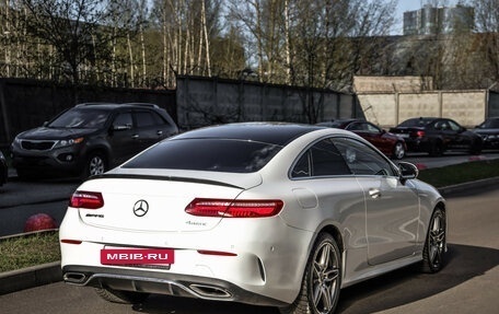 Mercedes-Benz E-Класс, 2019 год, 4 780 000 рублей, 5 фотография