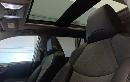 Toyota RAV4, 2024 год, 4 150 000 рублей, 16 фотография