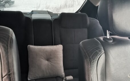 Nissan Skyline, 2002 год, 330 000 рублей, 6 фотография